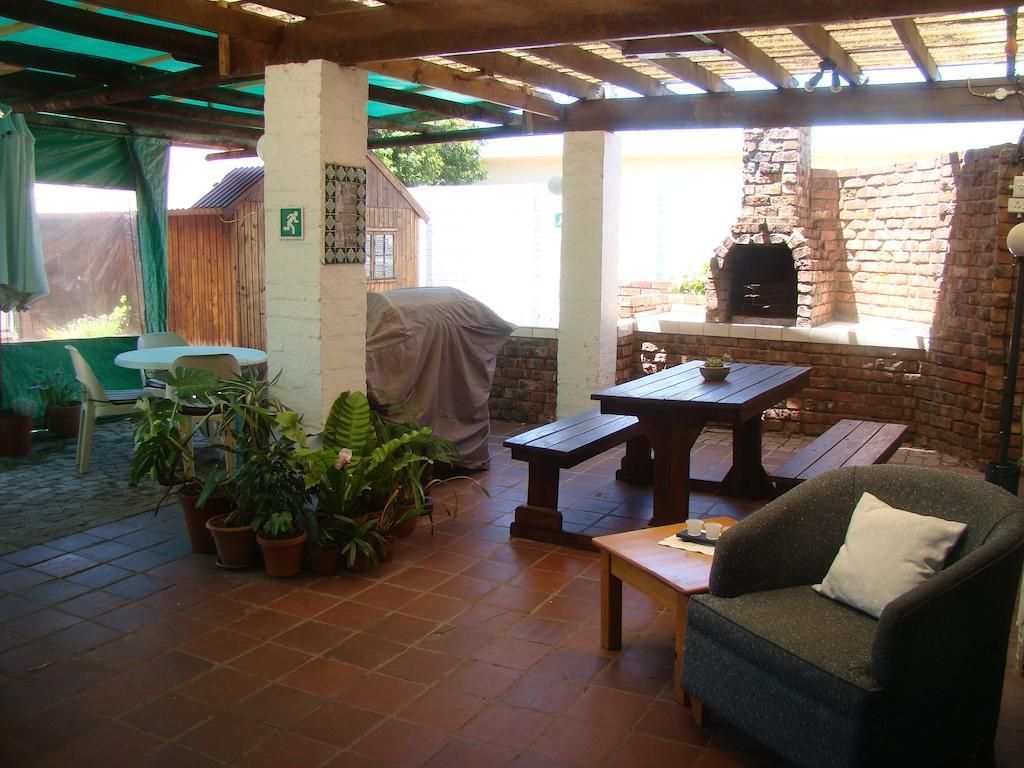 Aqua Marine Guest House Πορτ Ελίζαμπεθ Εξωτερικό φωτογραφία