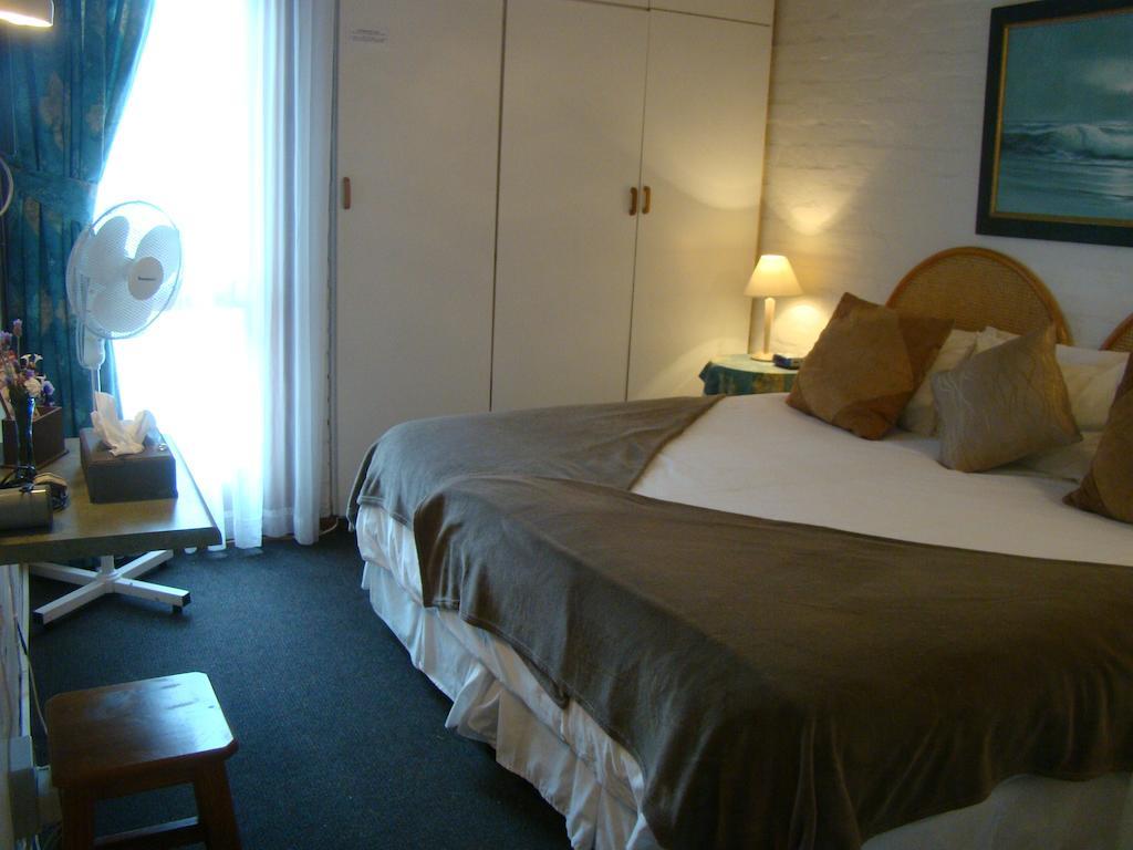 Aqua Marine Guest House Πορτ Ελίζαμπεθ Εξωτερικό φωτογραφία