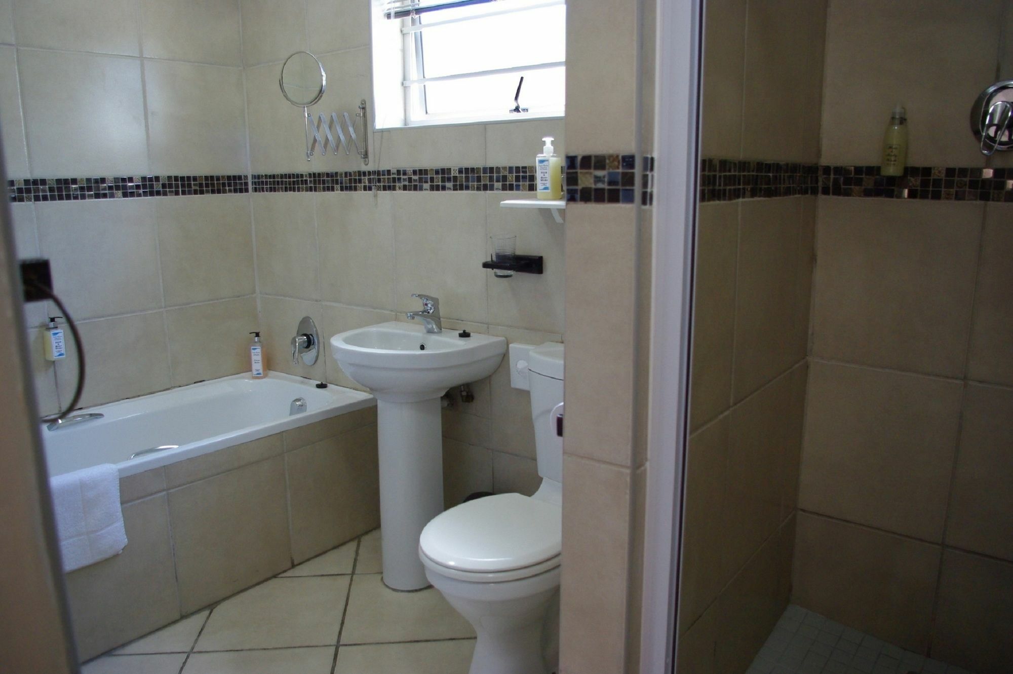 Aqua Marine Guest House Πορτ Ελίζαμπεθ Εξωτερικό φωτογραφία