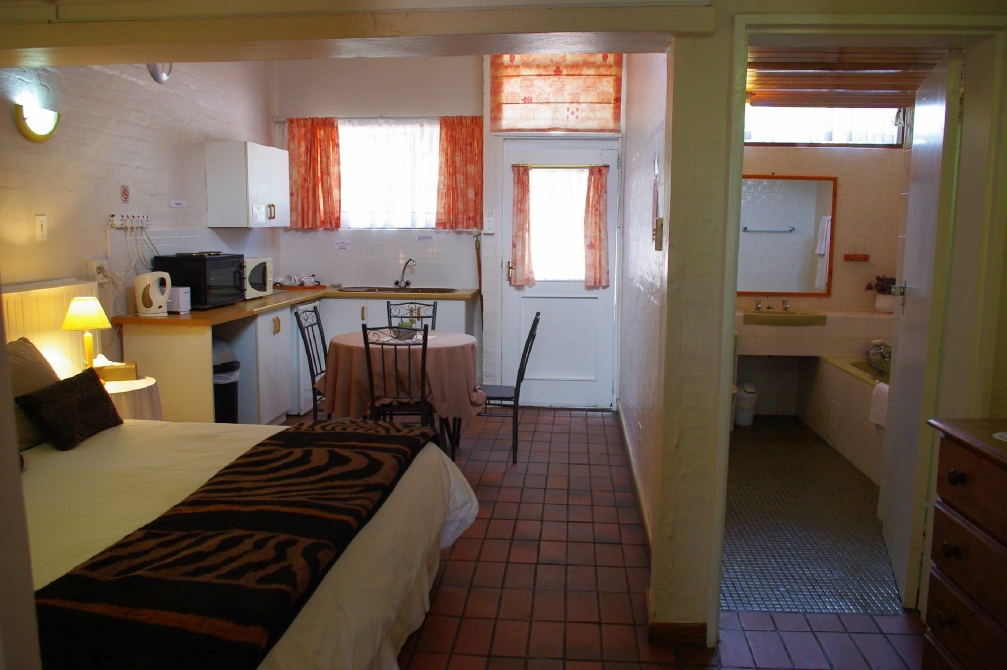 Aqua Marine Guest House Πορτ Ελίζαμπεθ Εξωτερικό φωτογραφία